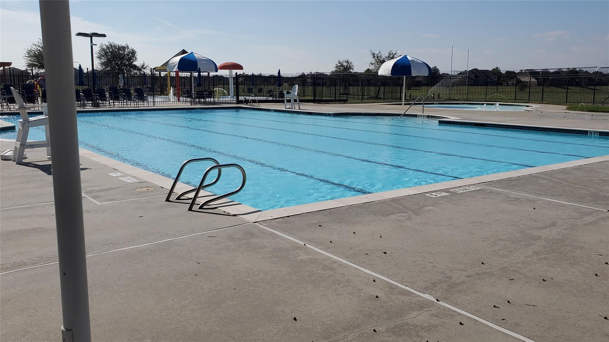 2814 Silver Point Lane Rosharon, TX 77583 - Photo 5 of 29 a view of a tennis court