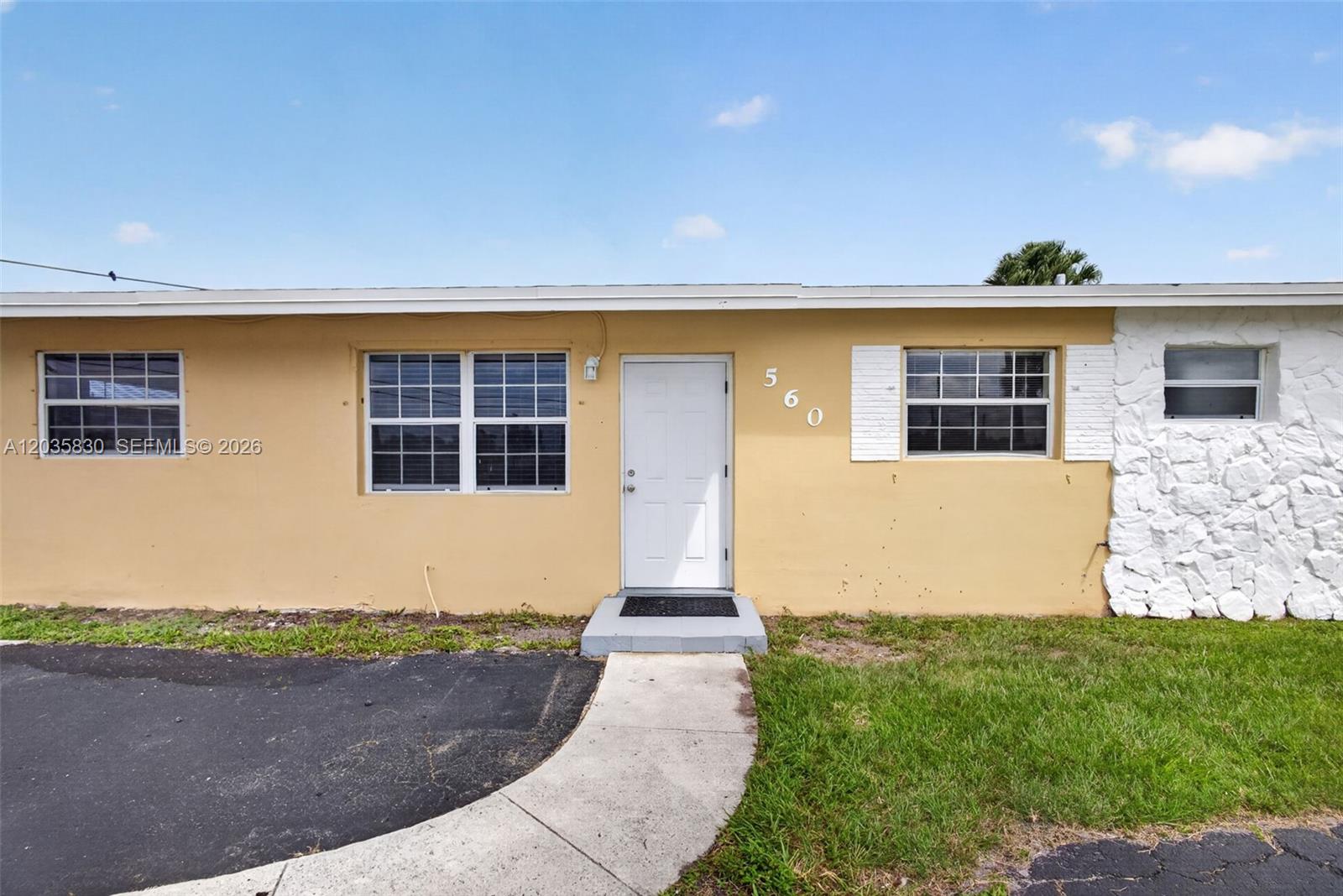 560 West 34th Street Riviera Beach, FL 33404 - Photo 40 of 54