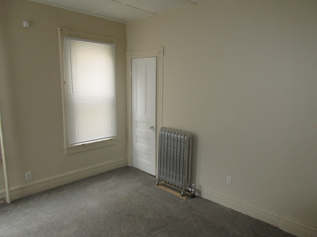 889 Worthington Street Springfield, MA 01105 - Photo 11 of 15 Gallery Image 11