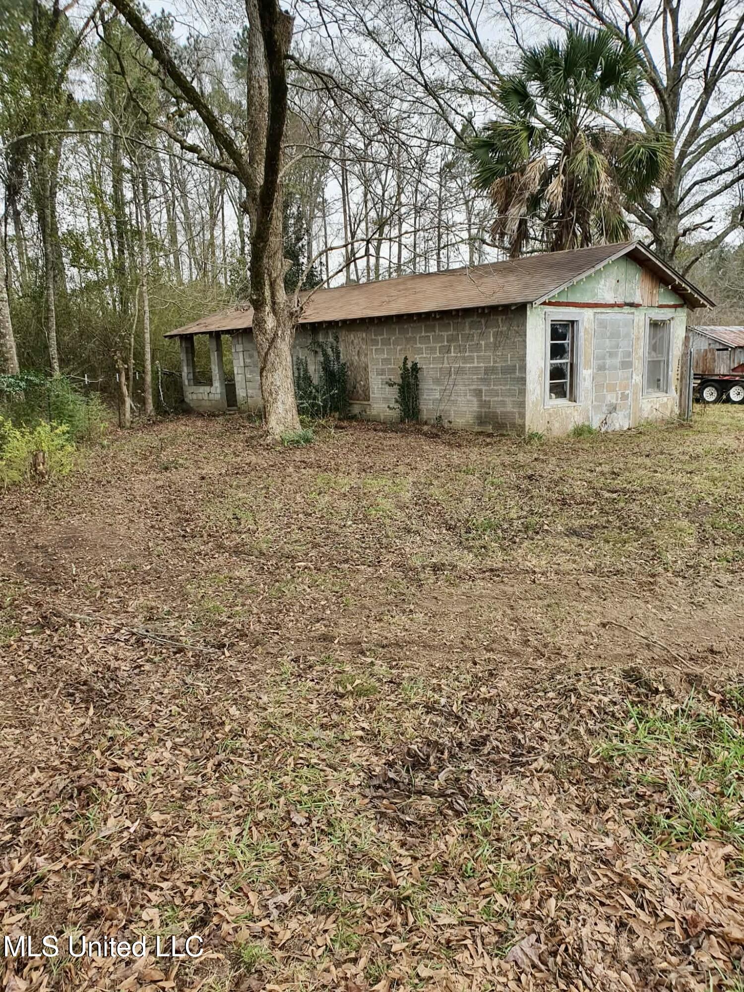 6042 Enterprise Road Summit, MS 39666 - Photo 3 of 14 att.HuKD03fa3znm7xNBgZDQ_LvogGJvag8v0kZ8