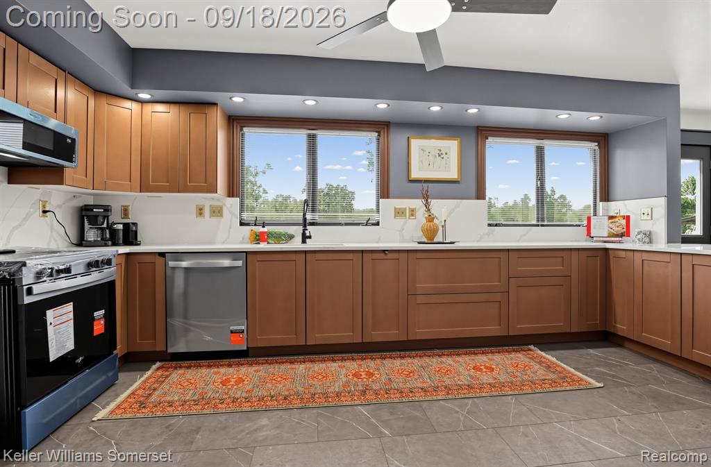 52401 Baker Road Chesterfield, MI 48047 - Photo 5 of 47 Gallery Image 5