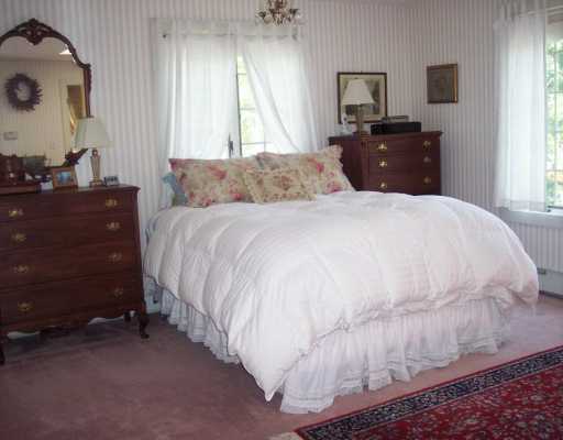 48 Bay Road Barrington, RI 02806 - Photo 6 of 7 Master Bedroom.