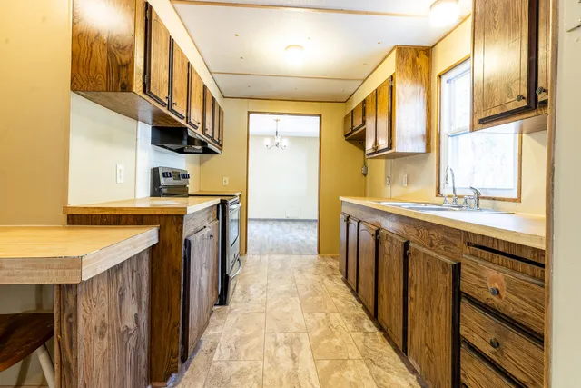 $259,500 | 1748 Highway 402, Moncks Corner, SC 29461