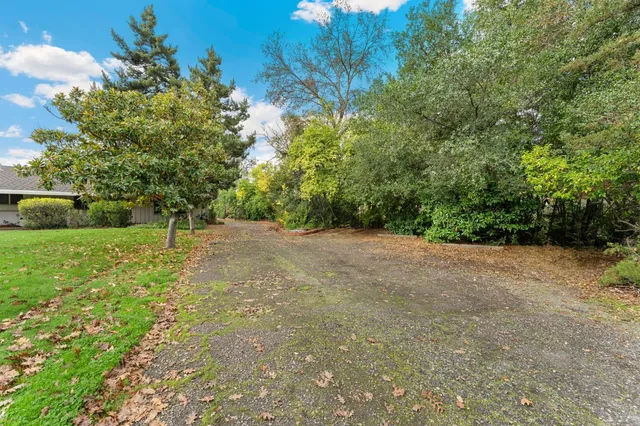 $990,000 | 1831 Maple Glen Road, Sacramento, CA 95864