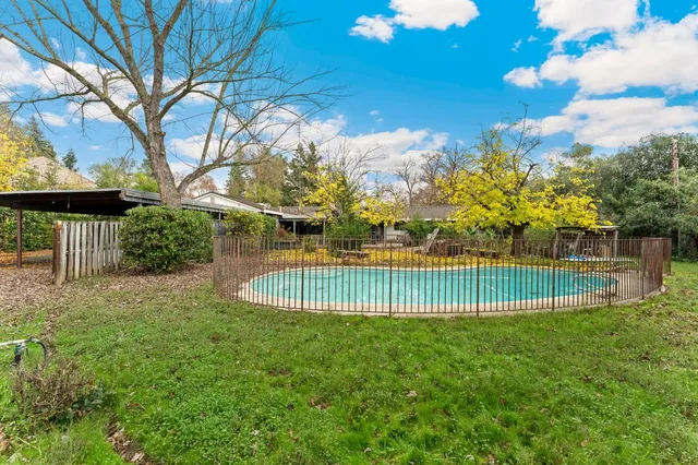 $990,000 | 1831 Maple Glen Road, Sacramento, CA 95864