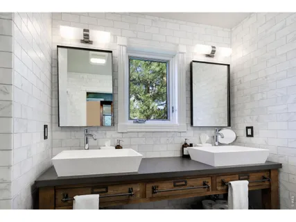 $4,832,000 | 5575 St Vrain Road, Longmont, CO 80503