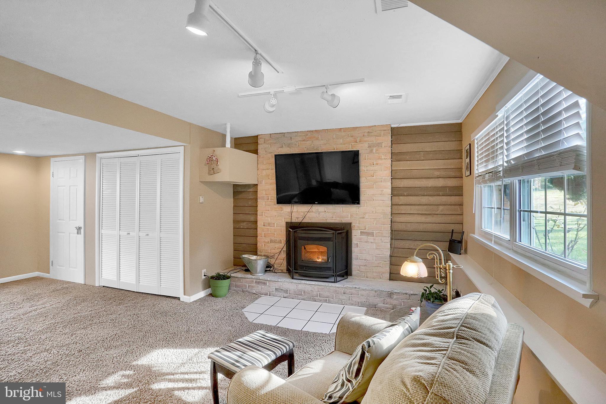403 Fieldstone Court Fallston, MD 21047 - Photo 13 of 58 Gallery Image 13