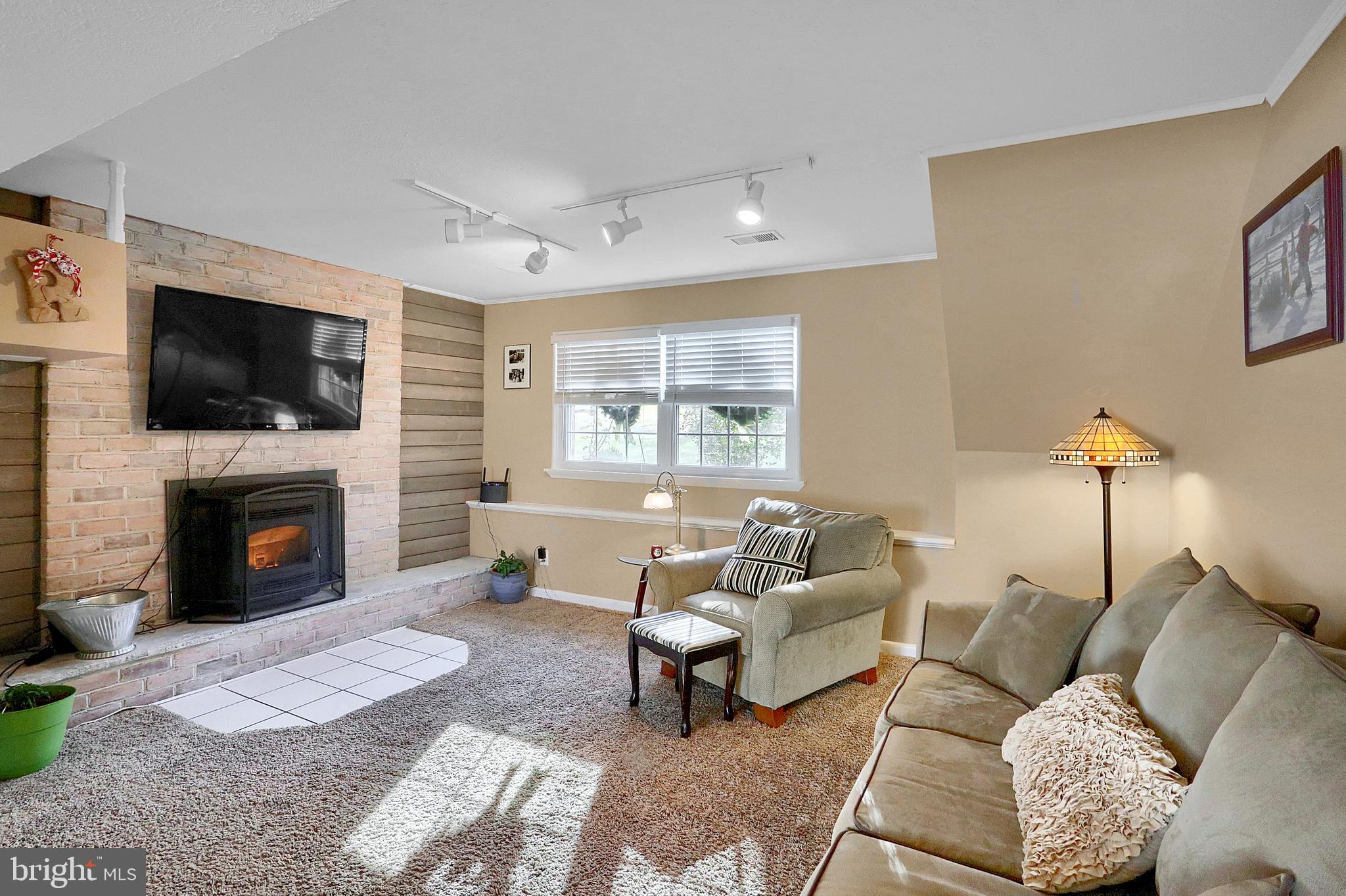 403 Fieldstone Court Fallston, MD 21047 - Photo 16 of 58 Gallery Image 16