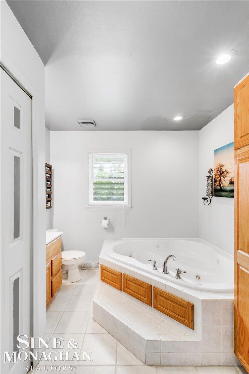 6868 Frith Road St. Clair, MI 48079 - Photo 22 of 45