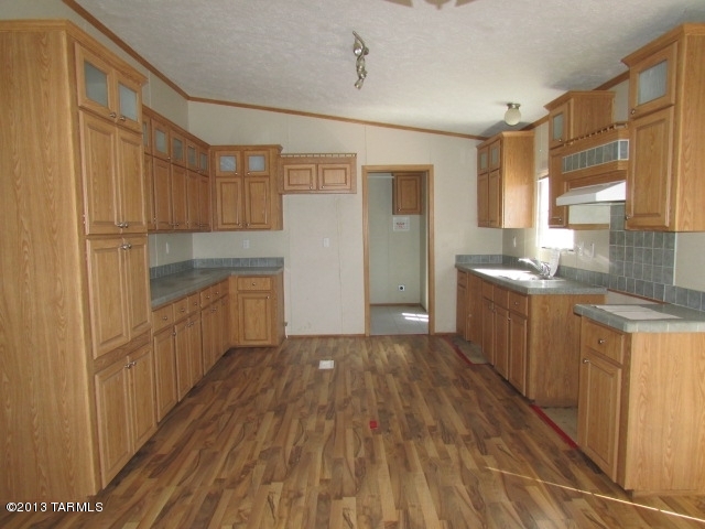 11477 West Ina Road Tucson, AZ 85743 - Photo 3 of 32