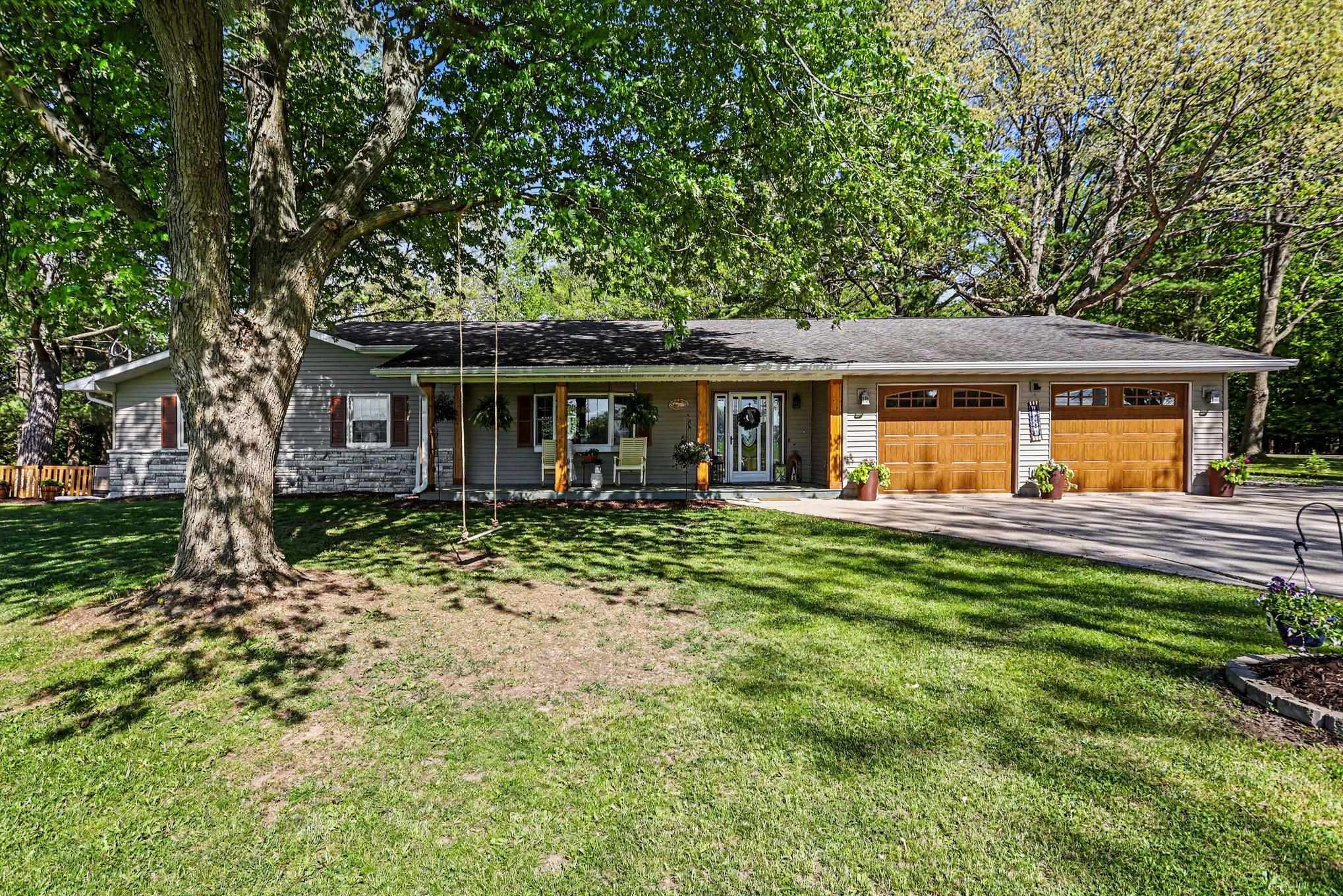 341 South Lincoln Road Mount Pleasant, MI 48858 - Photo 3 of 57