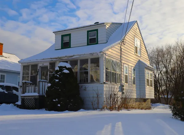 $209,900 | 14 Upper Newton Street, St. Albans, VT 05478