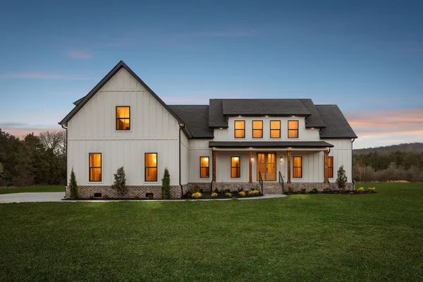 $1,295,000 | 9665 McKee Road, Lascassas, TN 37085