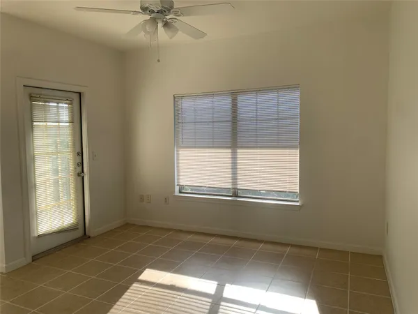 $1,150 | 2320 Gracy Farms Lane, Unit 1134, Austin, TX 78758