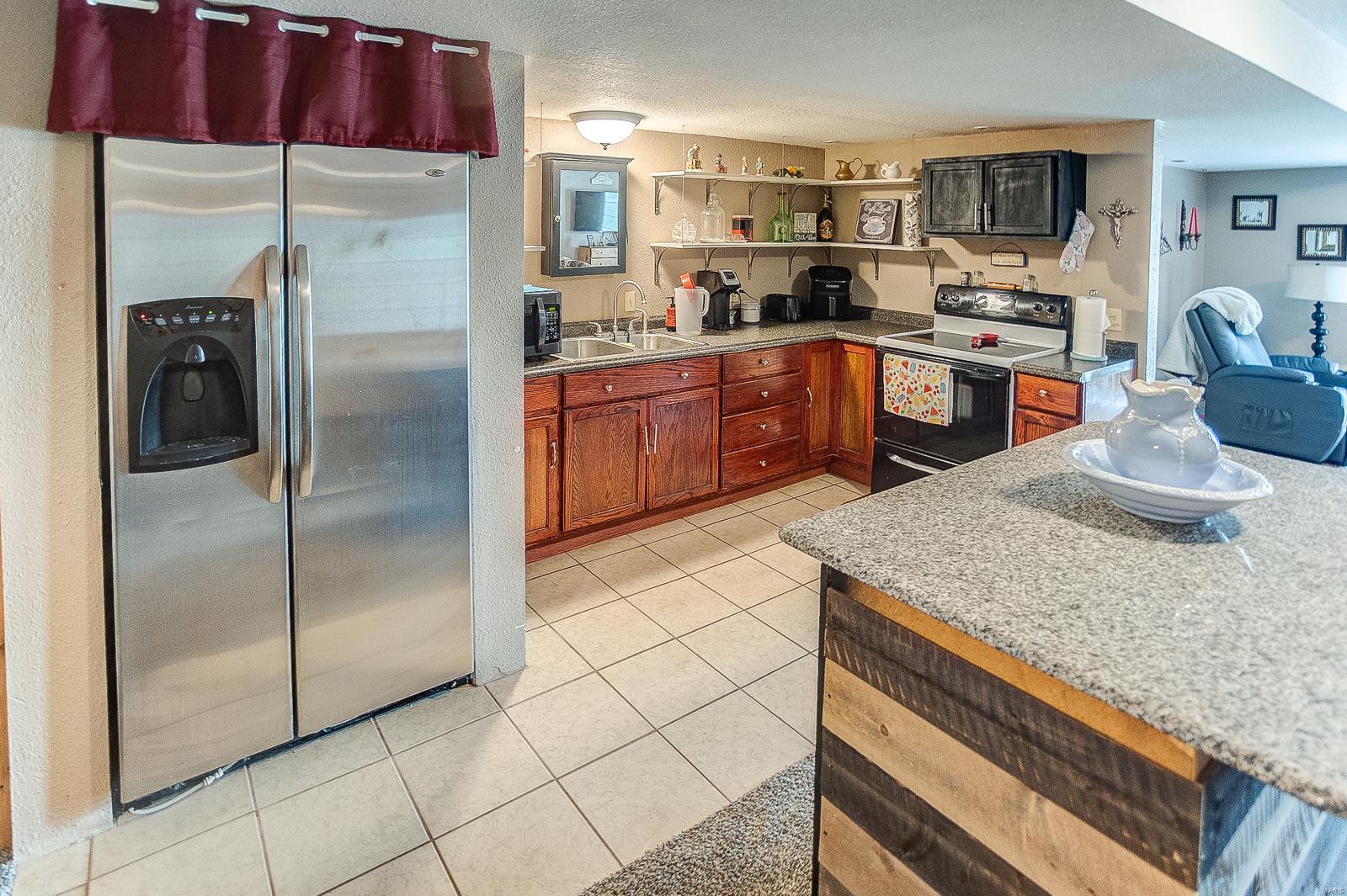 33298 Kane Road Medora, IL 62063 - Photo 22 of 38