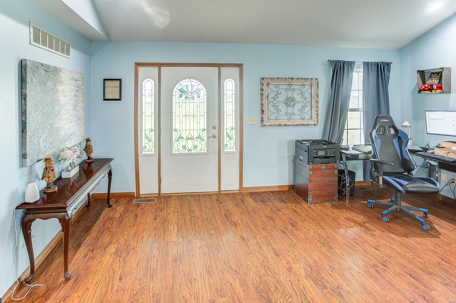 33298 Kane Road Medora, IL 62063 - Photo 5 of 38