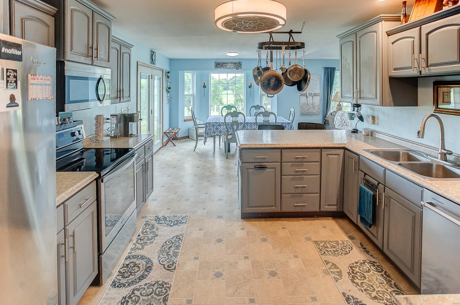 33298 Kane Road Medora, IL 62063 - Photo 9 of 38