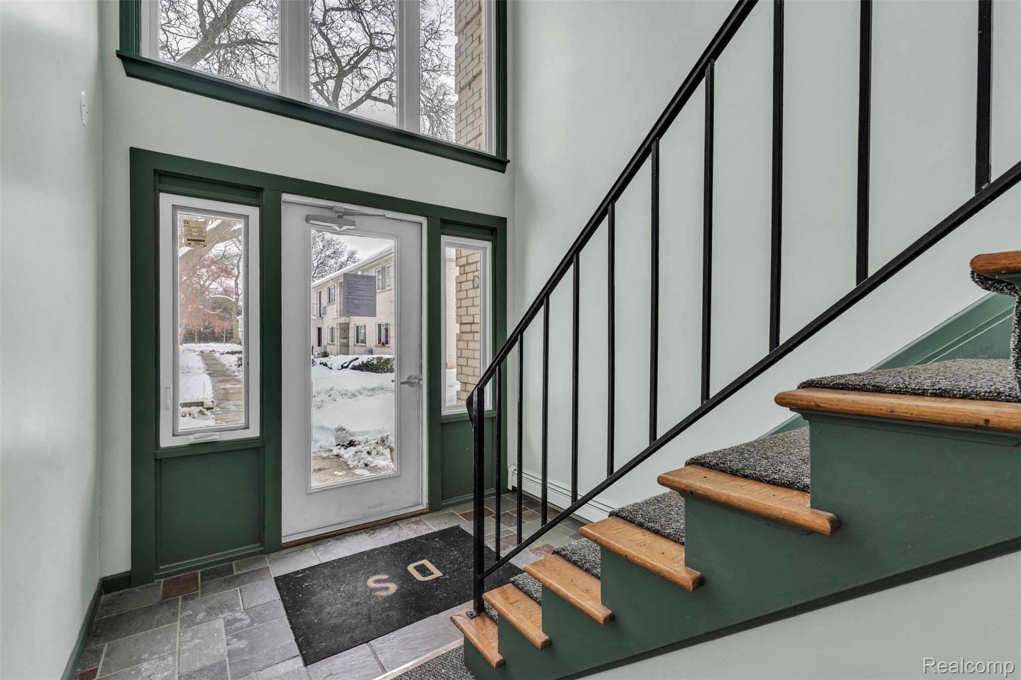 4113 Telegraph Road, Unit A214 Bloomfield Hills, MI 48302 - Photo 5 of 30