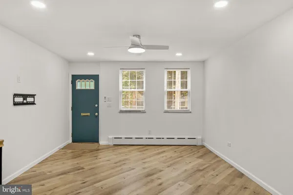 $2,400 | 1228 Latona Street, Philadelphia, PA 19147