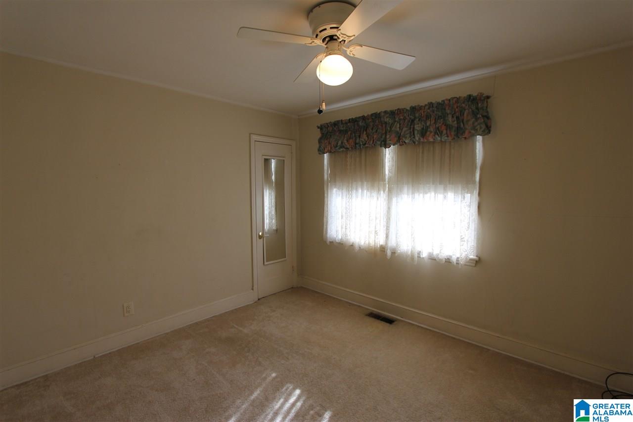 530 Blue Ridge Drive Anniston, AL 36207 - Photo 8 of 39