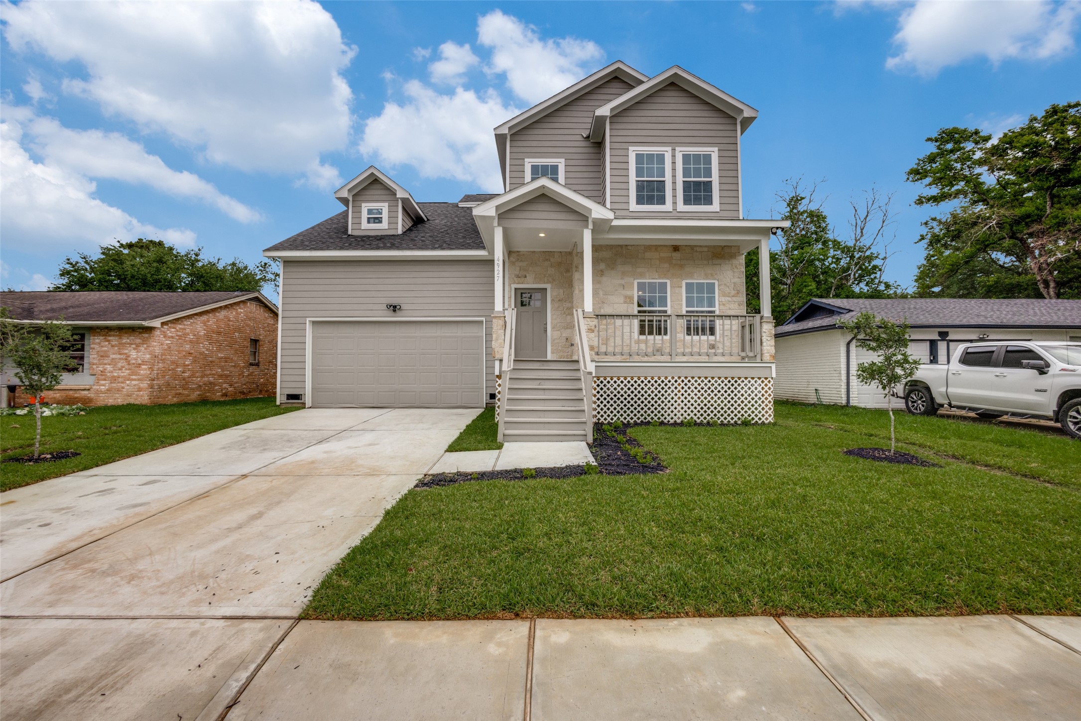 4927 East Ridge Creek Drive Houston, TX 77053 - Photo 1 of 25