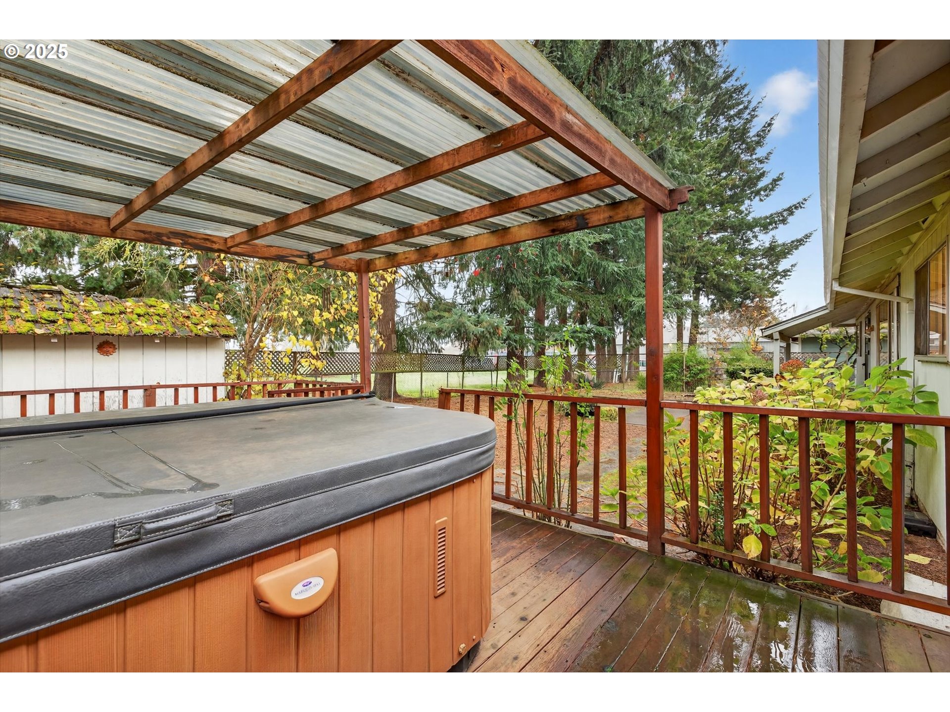 1204 North Elliott Road Newberg, OR 97132 - Photo 31 of 32 a view of outdoor space and yard