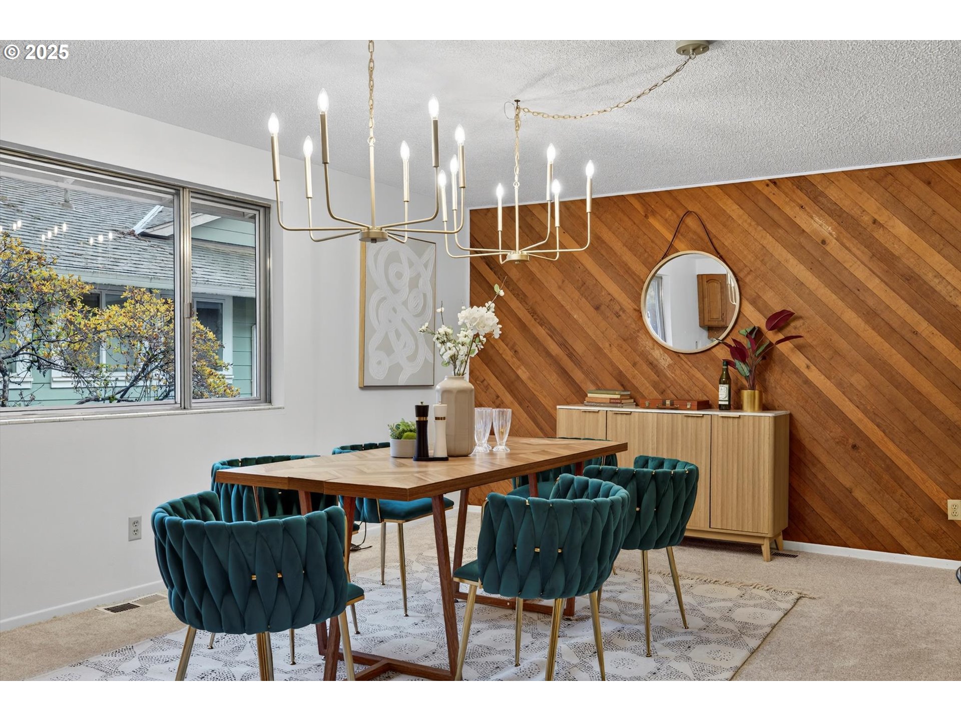 1204 North Elliott Road Newberg, OR 97132 - Photo 9 of 32 a dining room with furniture and wooden floor