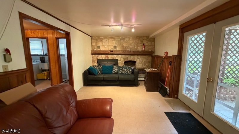 112 Allerton Road Annandale, NJ 08801 - Photo 41 of 50