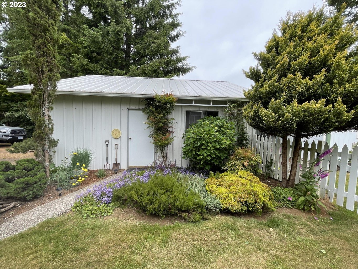 24695 River Bend Road Beaver, OR 97108 - Photo 3 of 48 Gallery Image 3