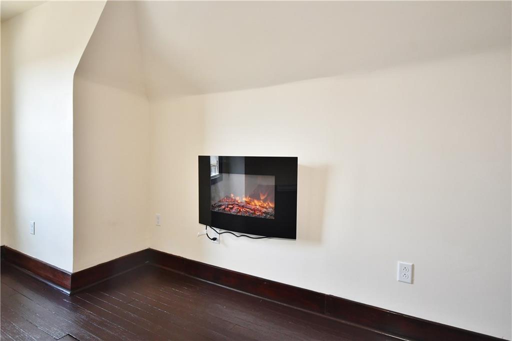 3836 Brighton Road Pittsburgh, PA 15212 - Photo 21 of 25 Gallery Image 21