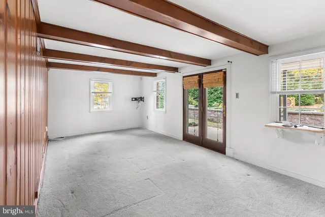 $575,000 | 2518 Deepwood Drive, Wilmington, DE 19810