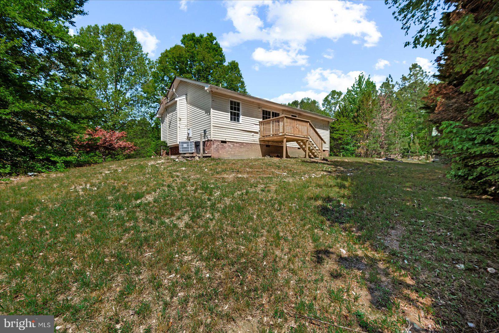 11024 Ladysmith Road Ruther Glen, VA 22546 - Photo 28 of 34 Rear
