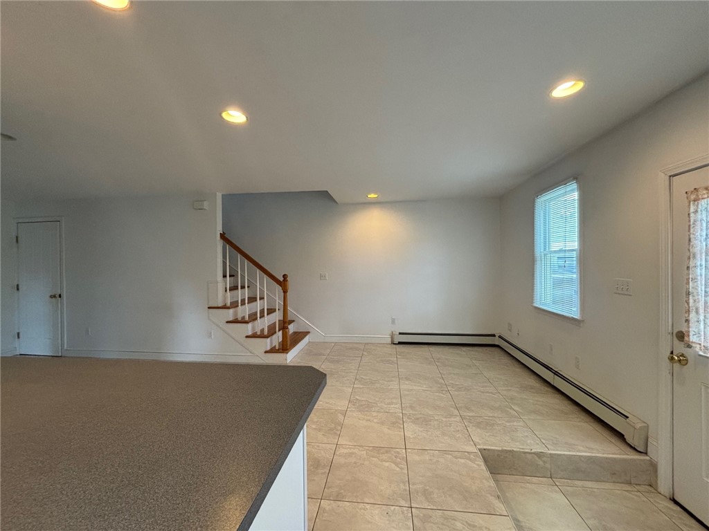 16 Cummings Road Newport, RI 02840 - Photo 18 of 26 Gallery Image 18