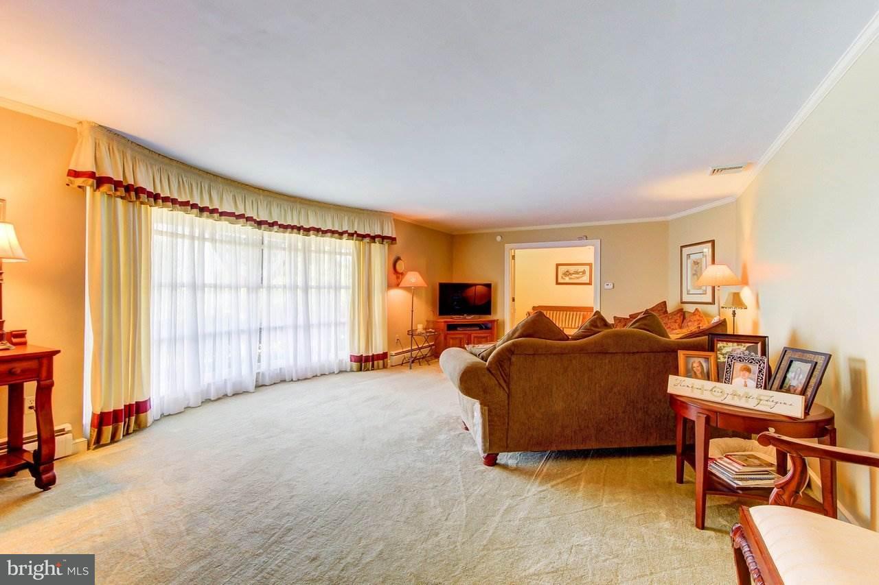 898 Clubhouse Road York, PA 17403 - Photo 9 of 28 Gallery Image 9