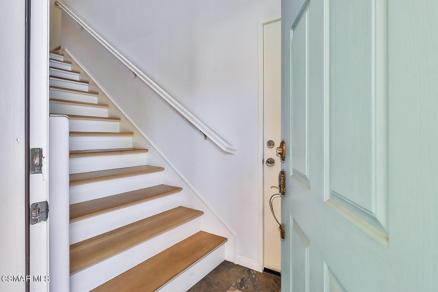 4106 Laredo Lane, Unit A Simi Valley, CA 93063 - Photo 41 of 42 a view of entryway