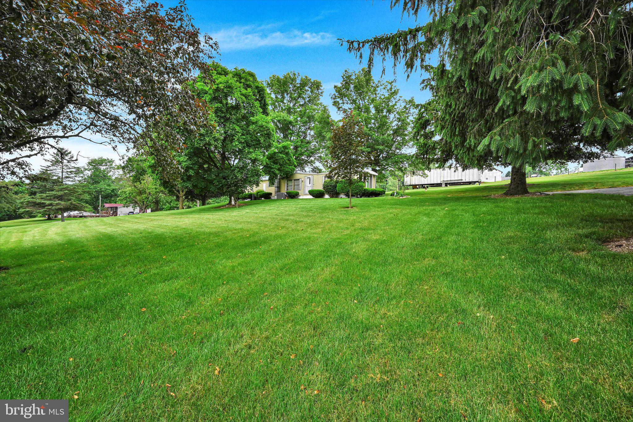 61 Vista Road Klingerstown, PA 17941 - Photo 4 of 26 Gallery Image 4