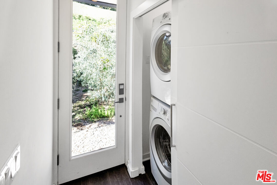 26349 Fairside Road Malibu, CA 90265 - Photo 16 of 42