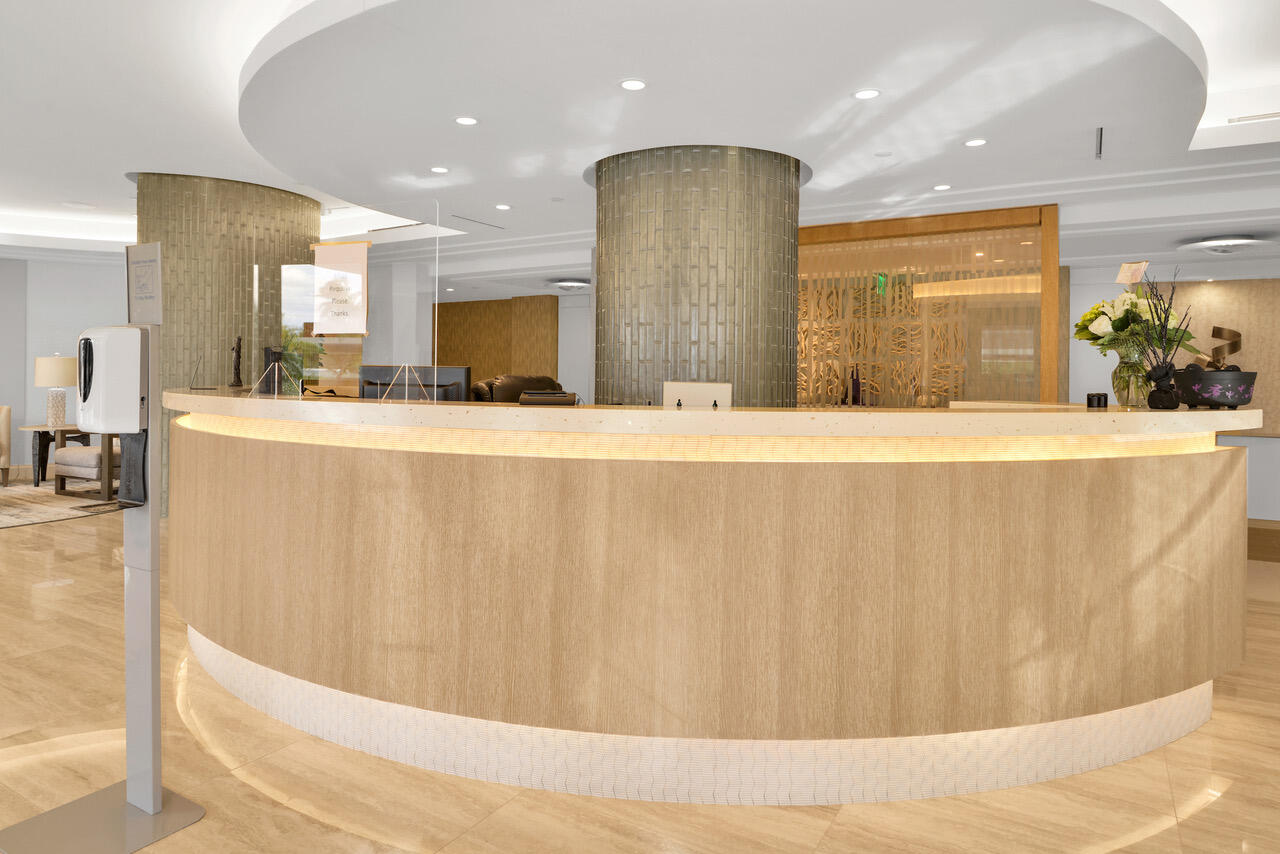 250 South Ocean Boulevard, Unit 2E Boca Raton, FL 33432 - Photo 19 of 24 Lobby