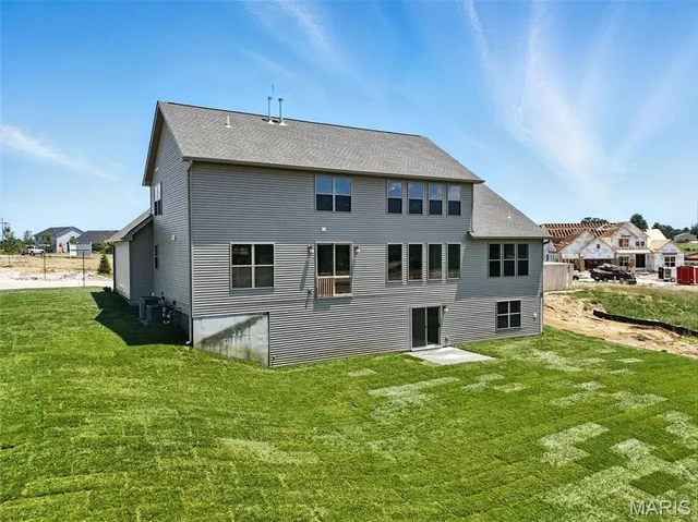 $799,900 | 1 Country House Court, Wentzville, MO 63385