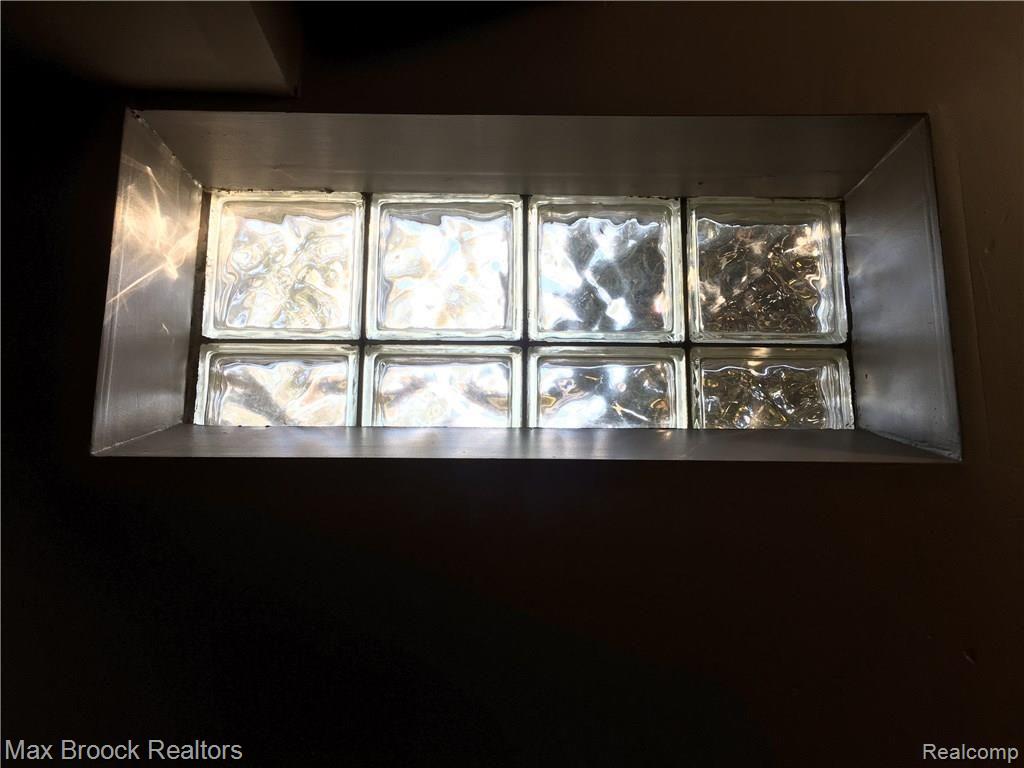 480 South Cranbrook Road Bloomfield Hills, MI 48301 - Photo 25 of 30 basement glass block windows