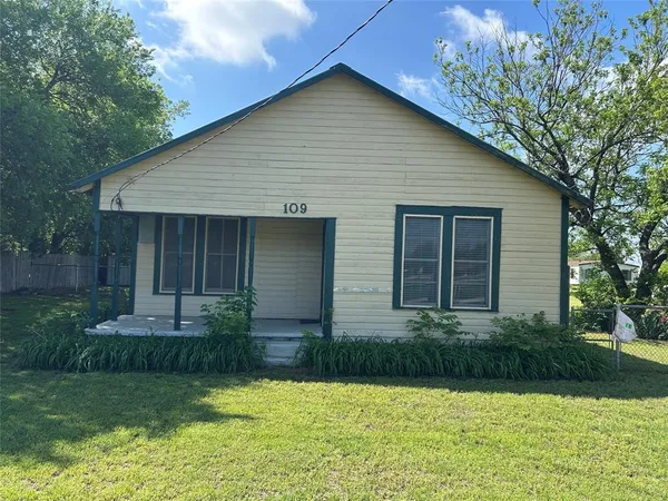 $59,000 | 109 Harrison Avenue, Newcastle, TX 76372