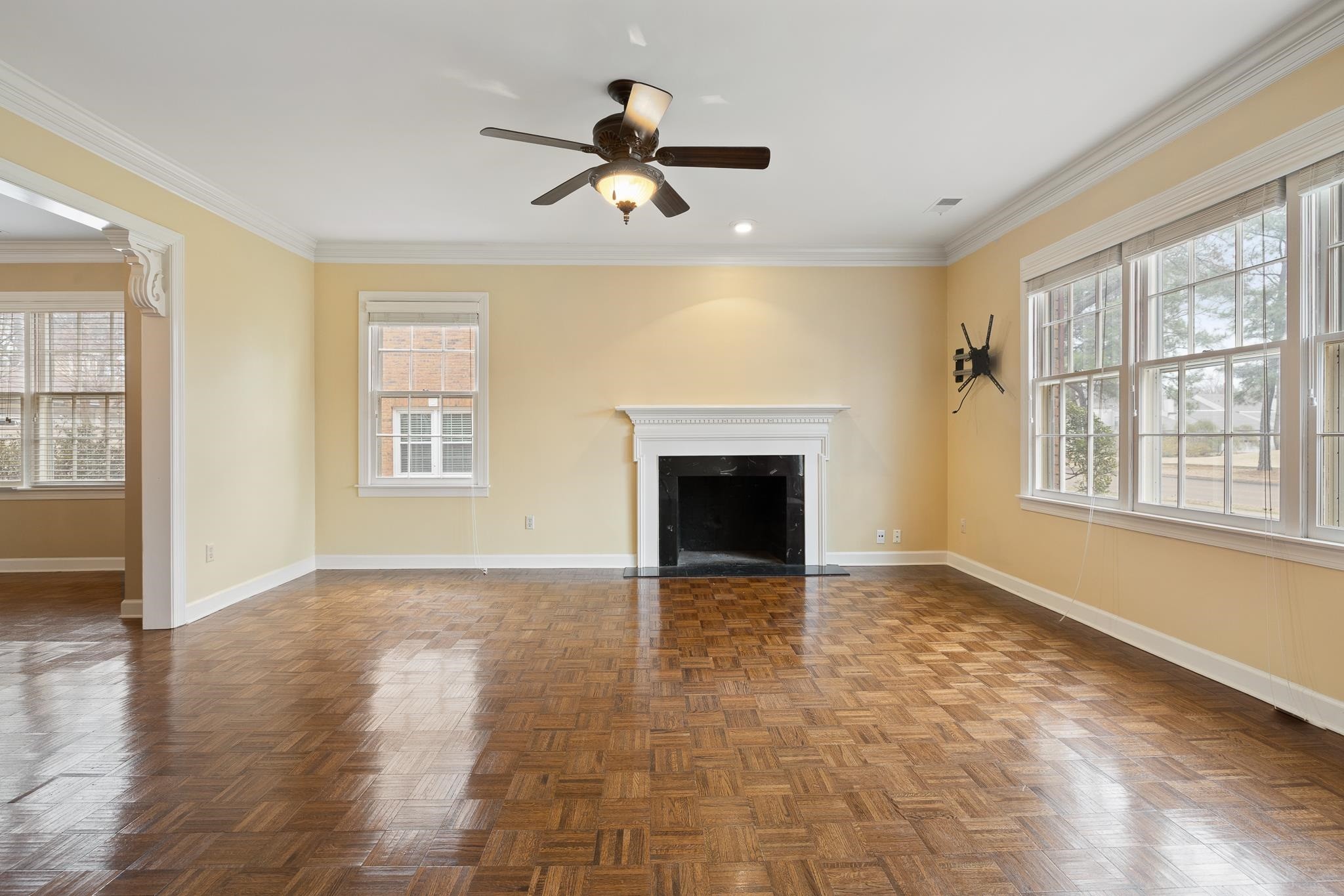 1683 Kimbrough Road Memphis, TN 38138 - Photo 4 of 34 Gallery Image 4