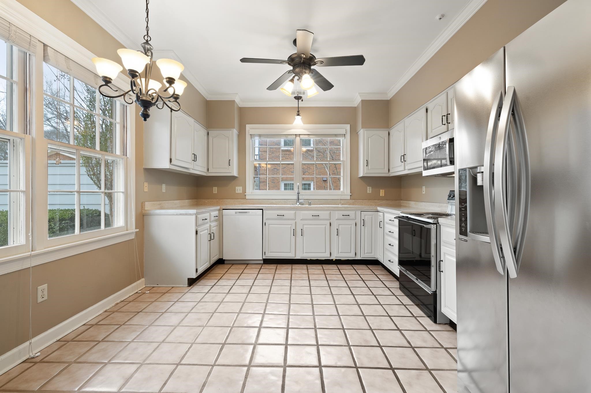 1683 Kimbrough Road Memphis, TN 38138 - Photo 10 of 34 Gallery Image 10
