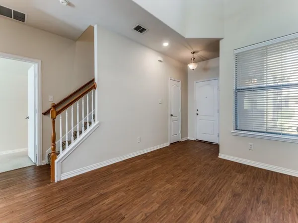 $2,595 | 636 Gray Stone Lane, Richardson, TX 75081