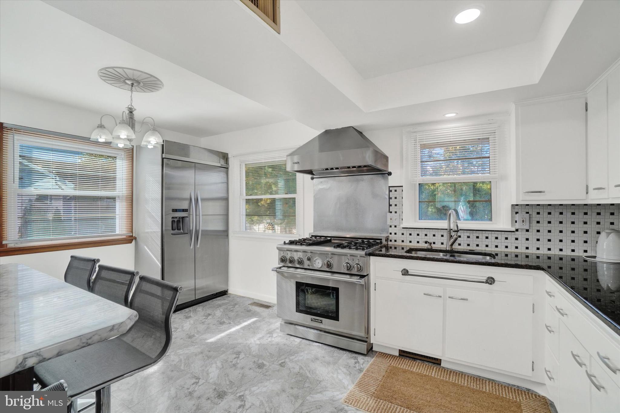 934 Raymee Drive Lancaster, PA 17601 - Photo 10 of 29