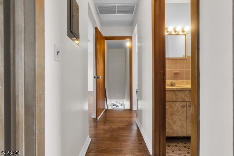 115 Van Riper Avenue, Unit 2 Clifton, NJ 07011 - Photo 19 of 20 Gallery Image 19