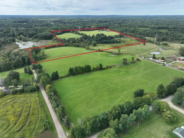 $690,000 | 5414 Bordman Road, Leonard, MI 48367