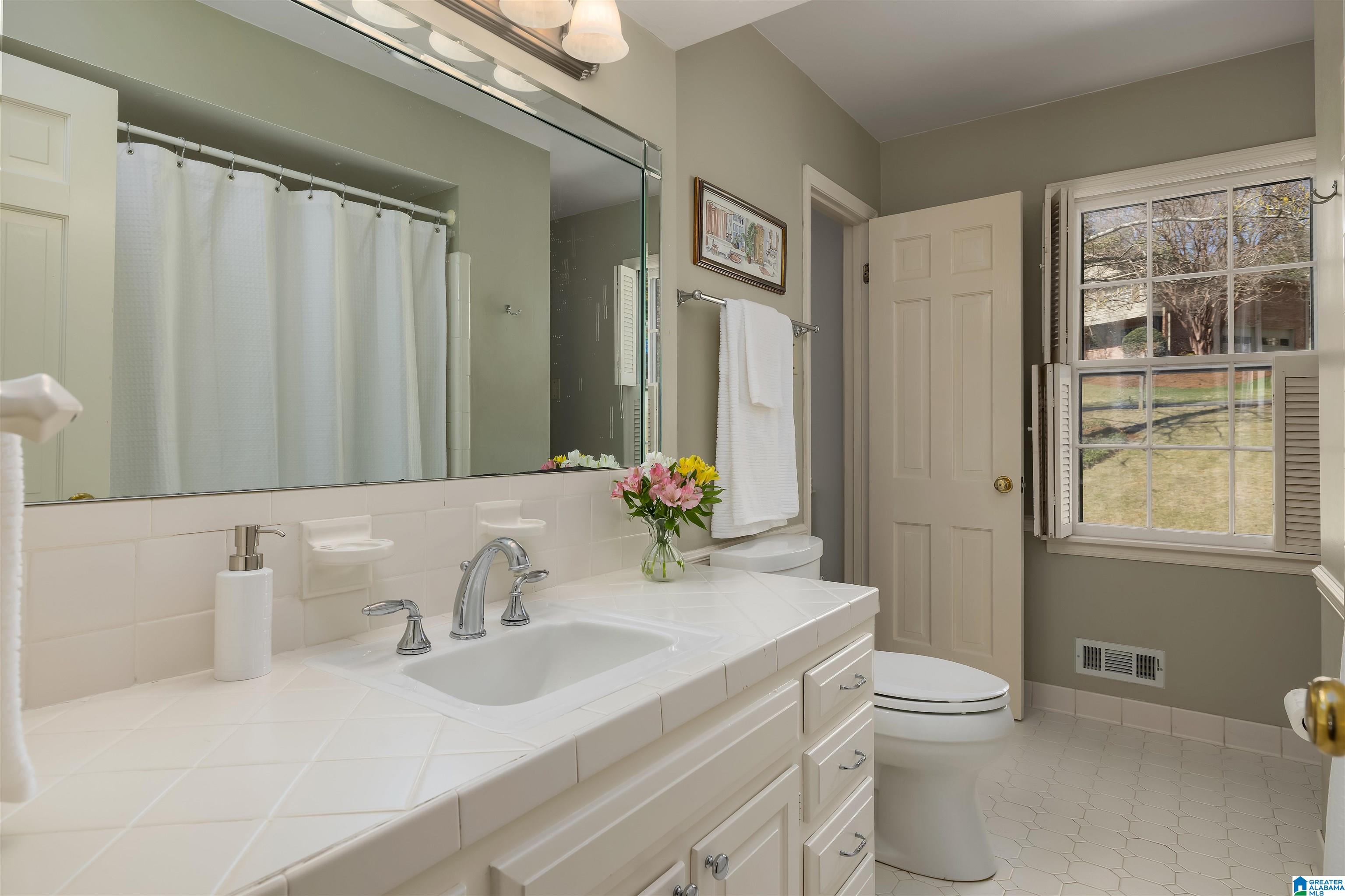 3709 Woodvale Road Birmingham, AL 35223 - Photo 31 of 49