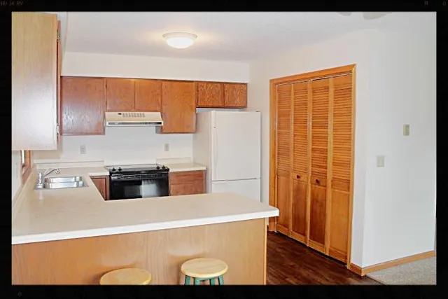 $1,295 | 1043 Terrace Drive, Onalaska, WI 54650