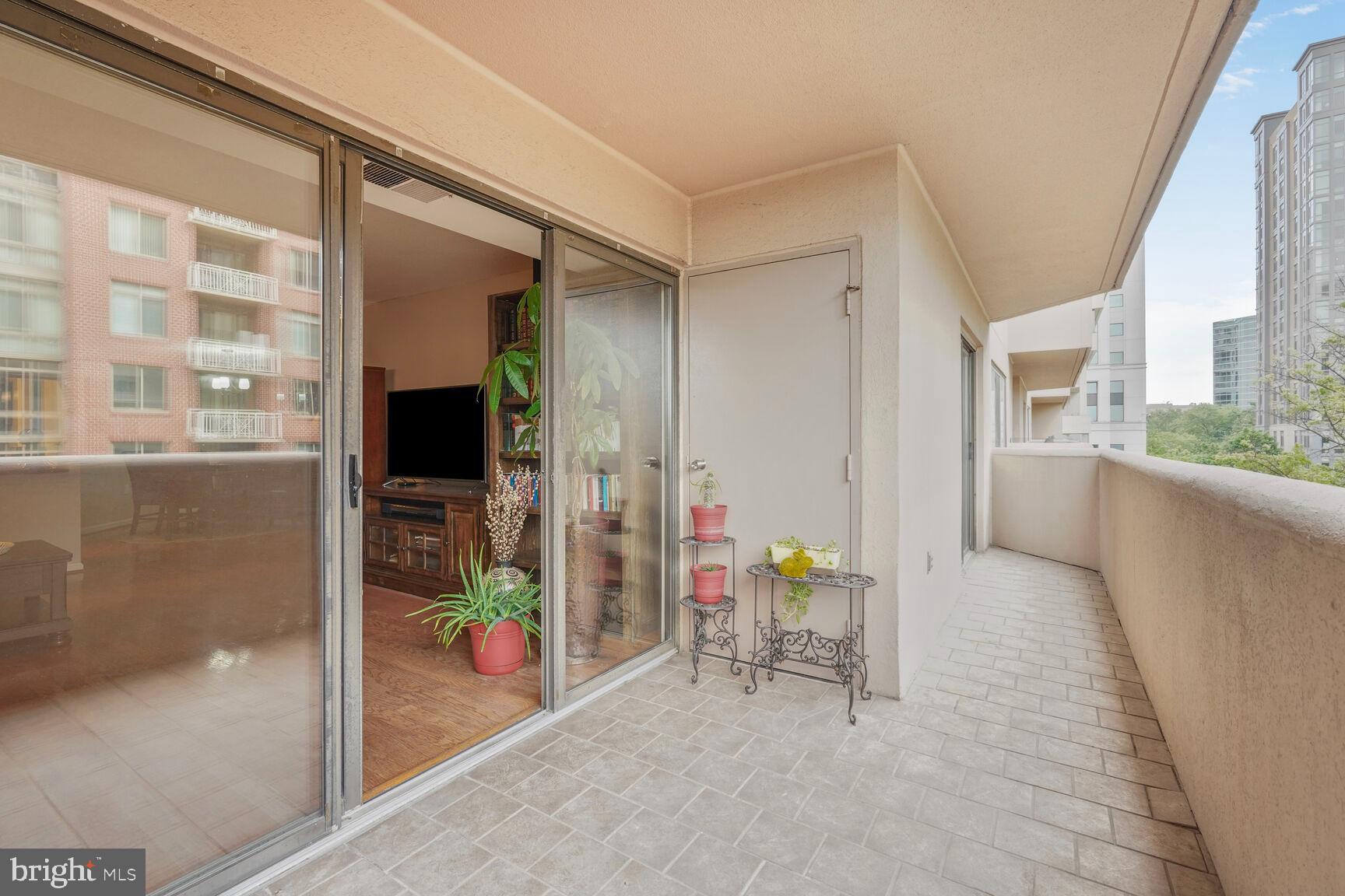 1301 North Courthouse Road, Unit 810 Arlington, VA 22201 - Photo 15 of 31 Large Balcony